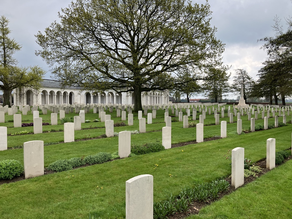 Le Touret Memorial and Cemetery