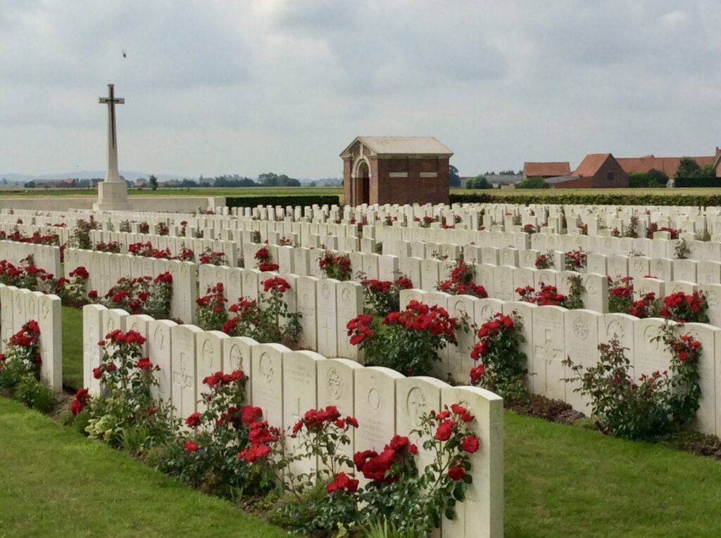 Haringhe (Bandaghem) Military Cemetery