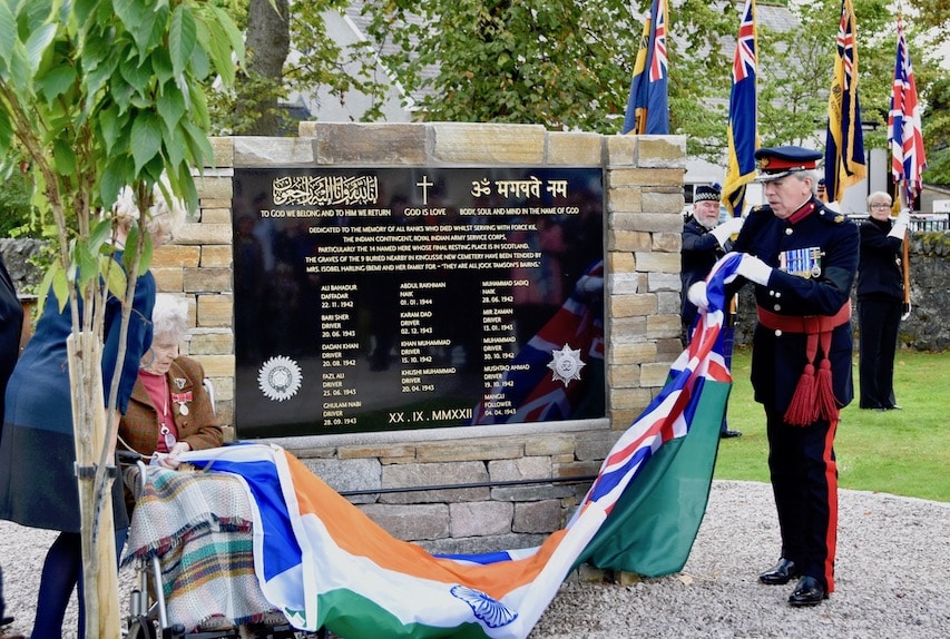 Isobel Harling & Vice Lord Lieutenant of Inverness Colonel Douglas Young - 20 September 2020 - copyright Highland Reserve Forces and Cadets Assoc.