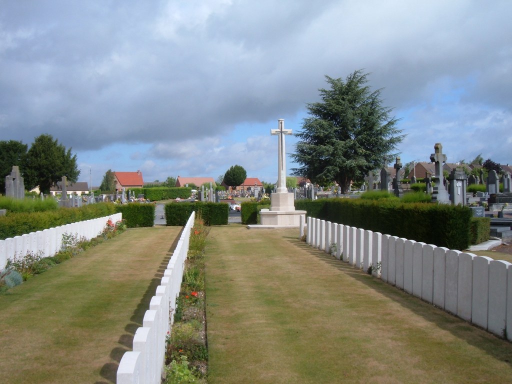 Iwuy Comunal Cemetery, France - Copyright CWGC